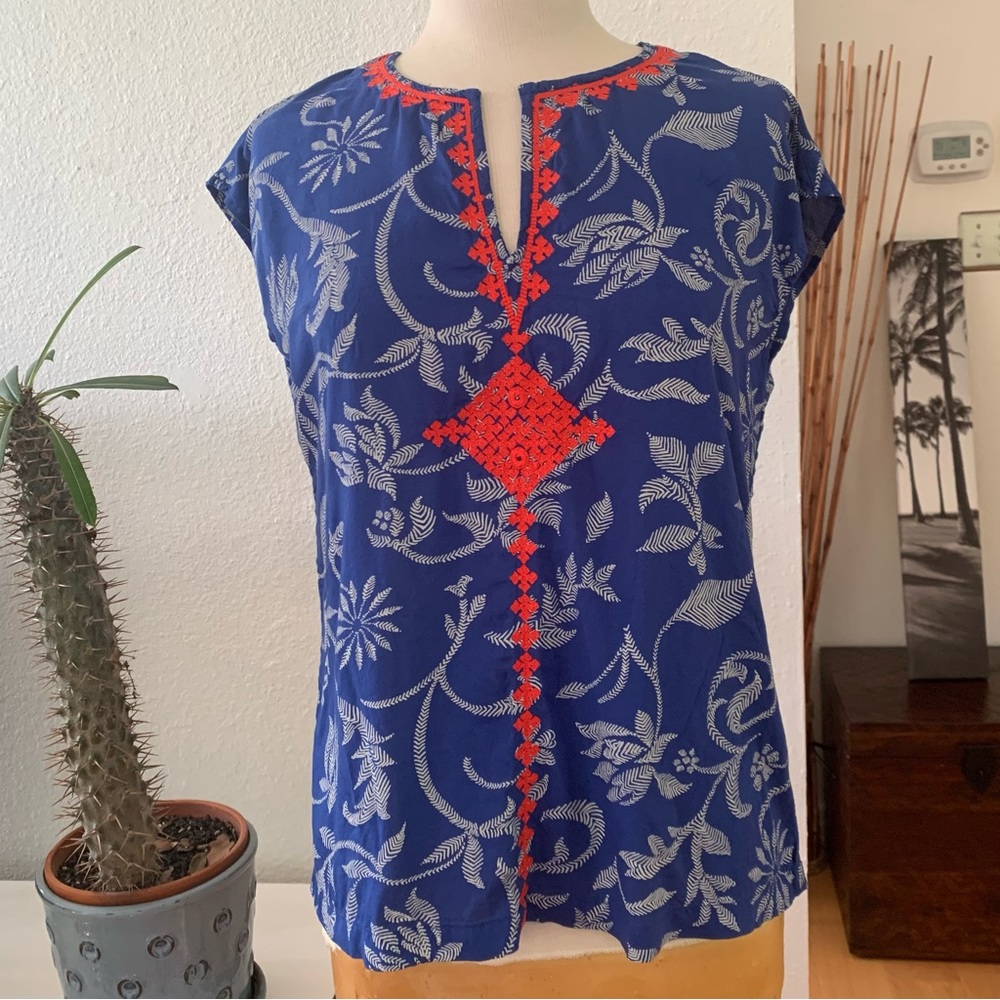 Irving & Fine Vibrant blue top with white floral print and red embroidery